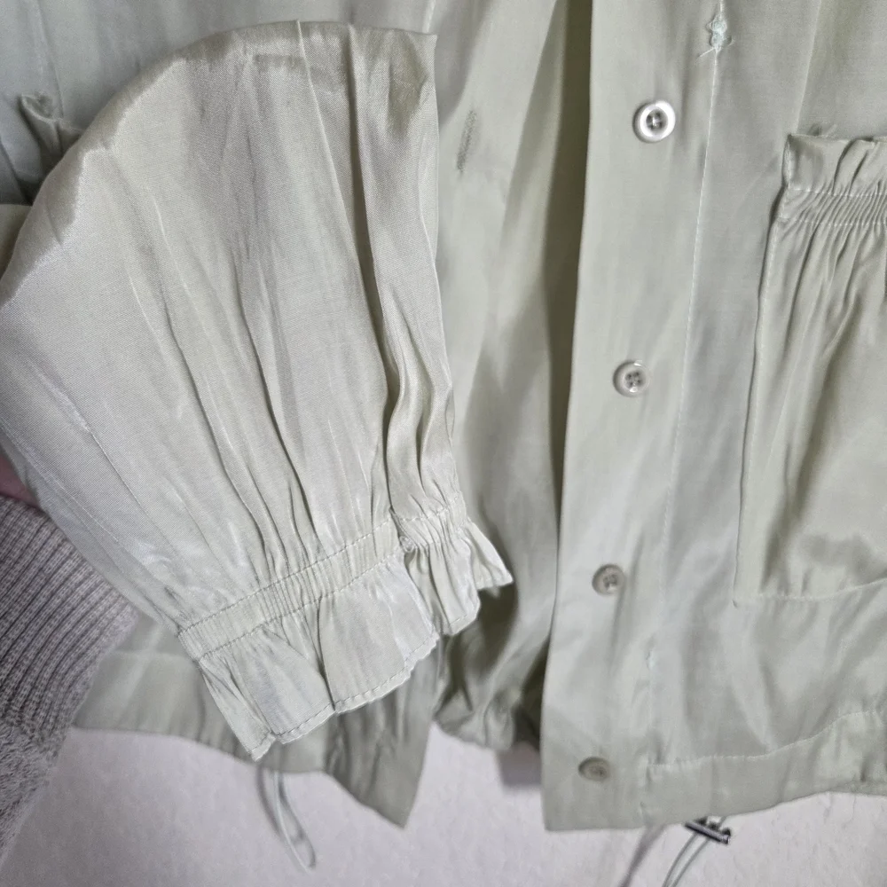 Cropped Sage Green Utility Blouse Drawstring Cinch Hem Shacket Size Medium - Picture 7 of 11